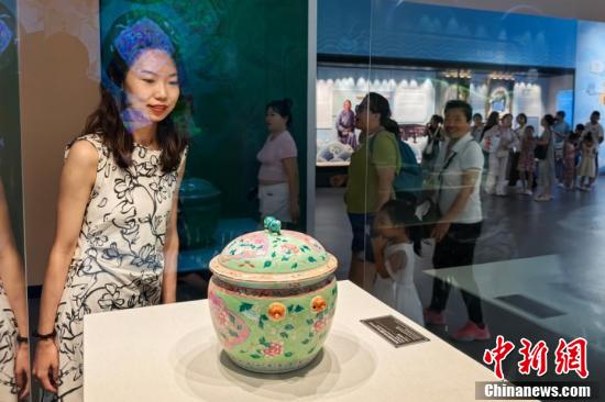 “峇峇娘惹的世界——海上丝绸之路上的峇峇娘惹文化展”在天津展出  第6张